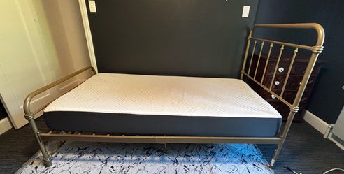 Twin frame and mattress