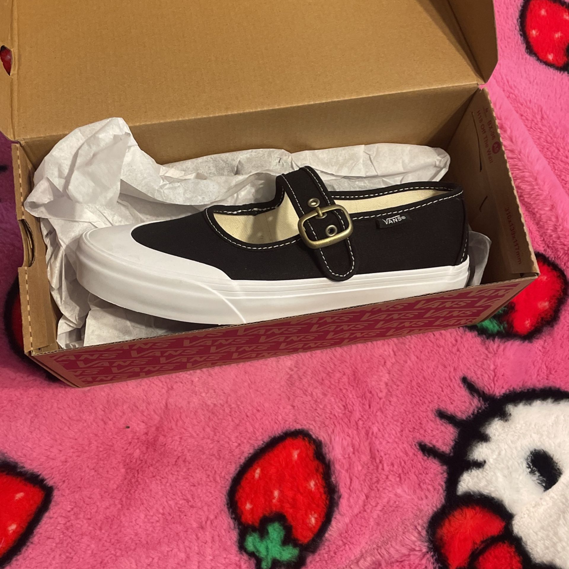 Converse Mary Janes