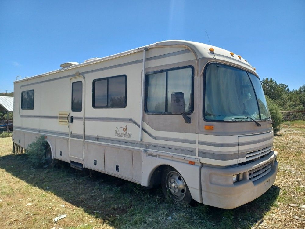 1995 Fleetwood Bounder