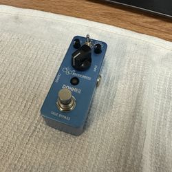 Blues guitar pedal 