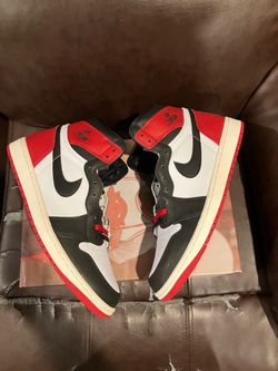 Nike Air Jordan 1 Retro High Reimagined Black Toe Size 10.5