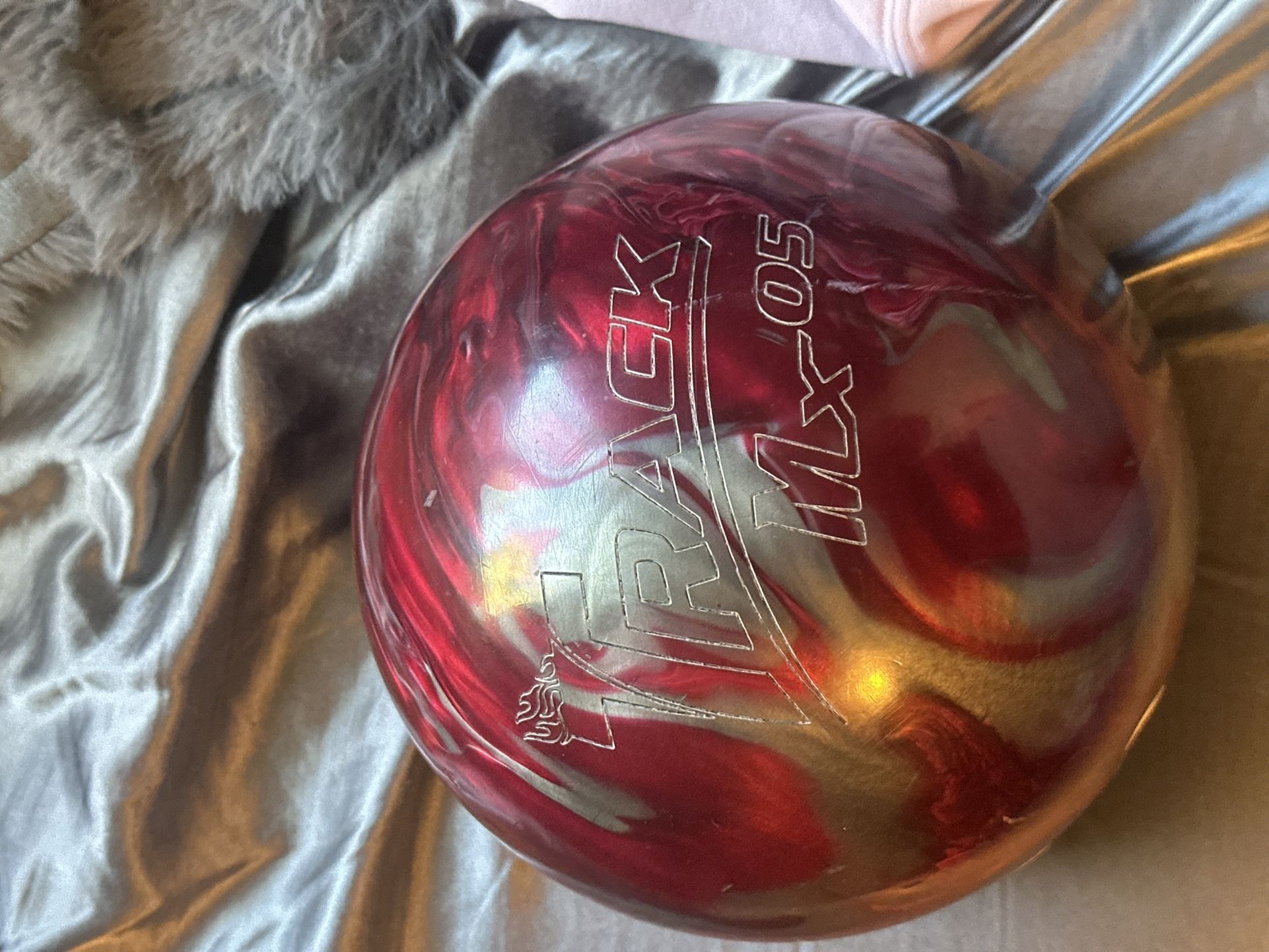 Track Mx05 15 lb Bowling Ball slightly used without Original Box