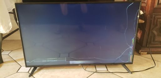 40" TV
