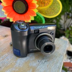 Olympus SP-320 Digital Camera