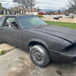 1990 Ford Mustang