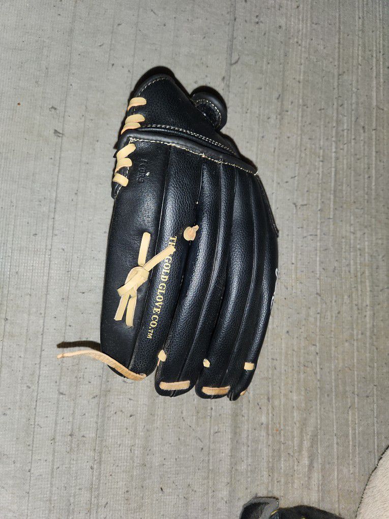 Rawlings lefty baseball glove