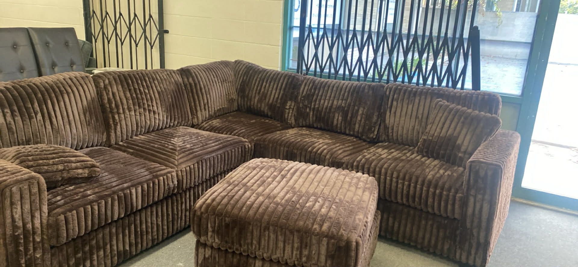 New 99x99 Corduroy Sectional Couch With Ottoman / Free Delivery 