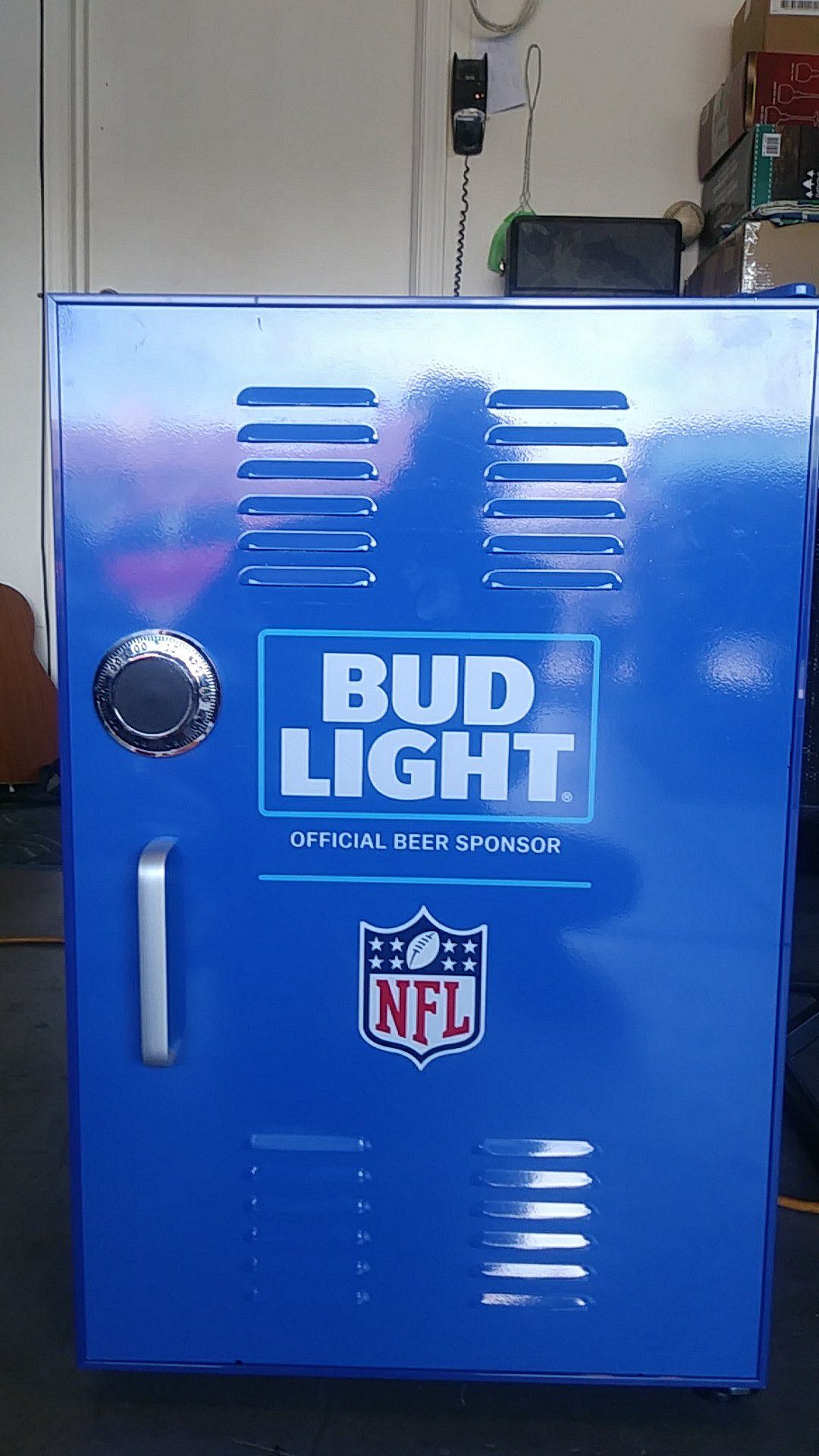 NFL, Bud Light mini fridge