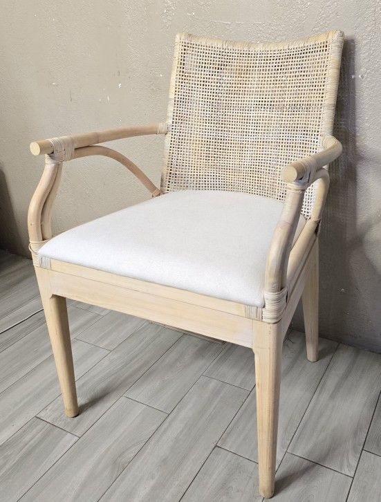 Home Collection Gianni Natural Wash/White Cushion Living Dining Room Bedroom Office Foyer Arm Chair

