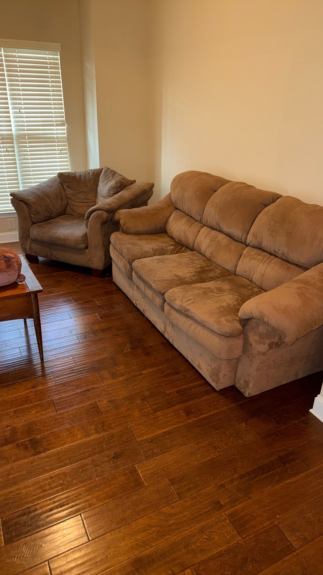 couch / sofa set
