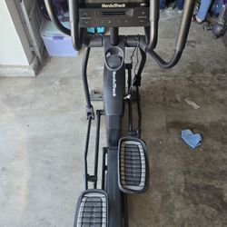 NordicTrack AirGlide 7i Elliptical with iFit 