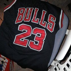 Michael Jordan Throwback Jersey 