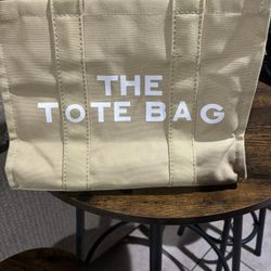 Tote bag 