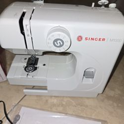 Small Sewing Machine