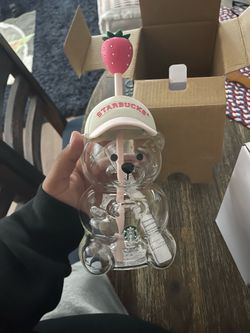 Authentic New Pink Starbucks Bear  Cup