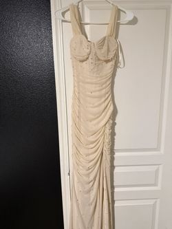 Windsor Dress Size M