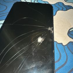 Broken iPhone 13 Pro Max