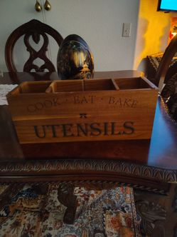 Wooden kitchen utensil holder