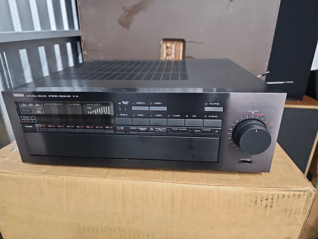 Classic Yamaha Stereo Amplifier