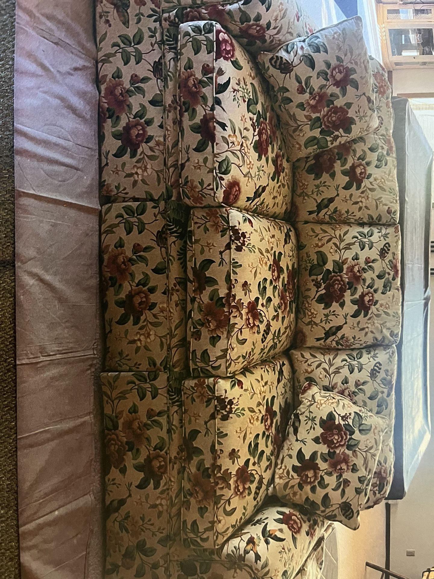 Vintage Floral Couch