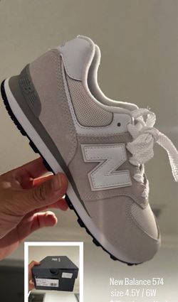 New Balance 574 Kids Sneaker Size 4.5Y / 6W