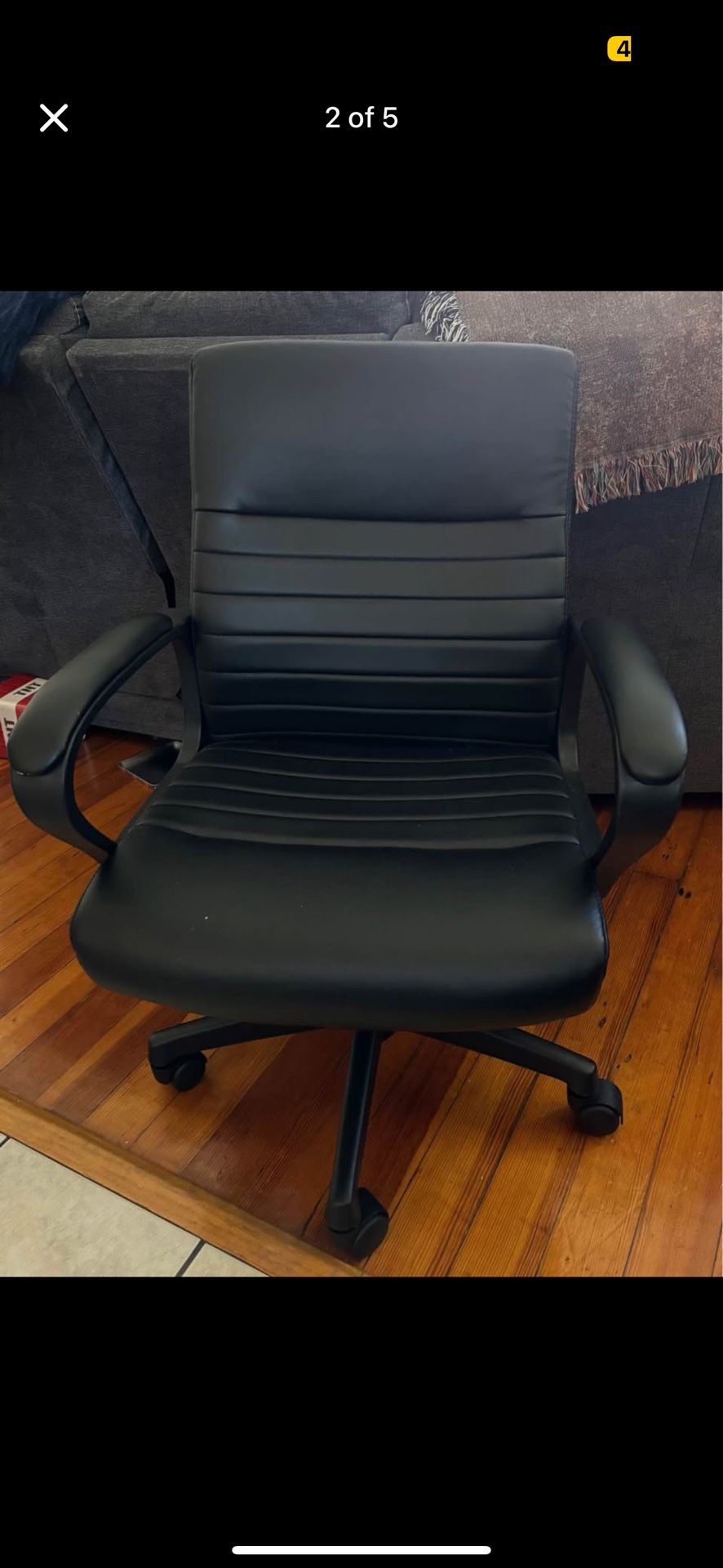 Black Desk Chair