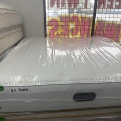 CALIFORNIA KING SIZE WESTIN HEAVENLY BED MATTRESS & BOX SPRINGS BED SET