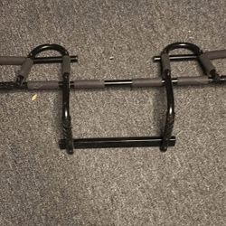 Pull Up Bar