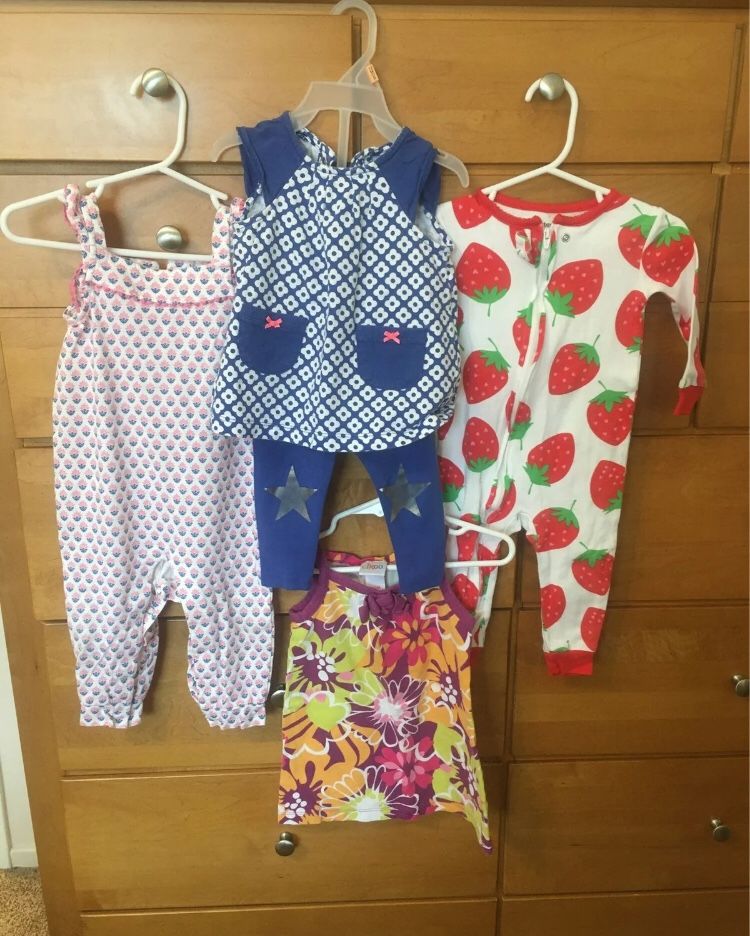 Carters 12M Girl Outfit Bundle--4 outfit