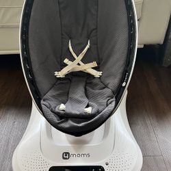 4Moms Mamaroo multi-motion Baby Swing