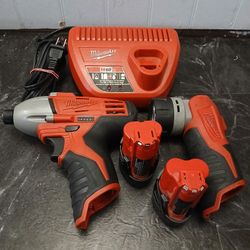 Milwaukee M12 Impact & Flashlight With 2 Batteries & Charger