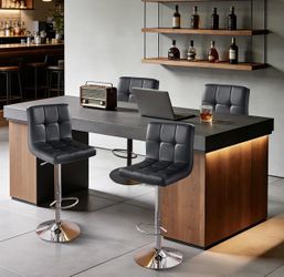 Bar stools set of 4