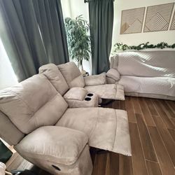 Ashley Furniture Reclining Sofa & Loveseat Set
