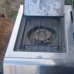 Red Broil Grill 
