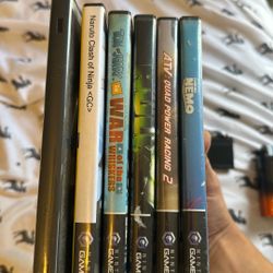 GameCube Games And Memory Card