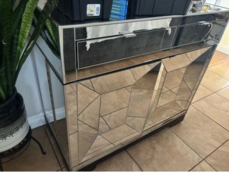 Bar storage mirror