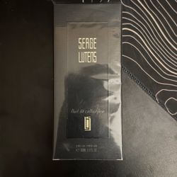 Serge Lutens Perfume (Nuit de cellephane)