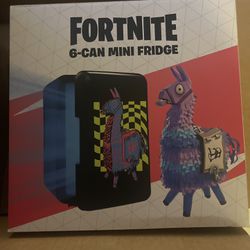 Fortnite Loot Llama 6 Can mini fridge