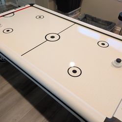 Air Hockey Table