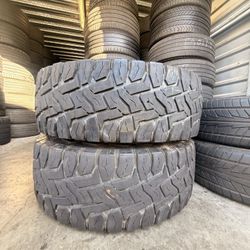 37/12.5/17LT Toyo Open Country R/T (2)