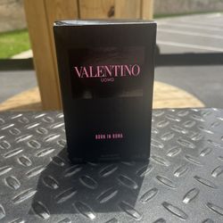 Valentino Cologne 