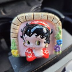 Betty Boop Salt Shaker