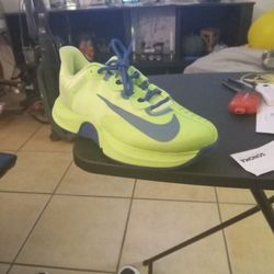 RARE NIKE AIR ZOOM GP TURBOS