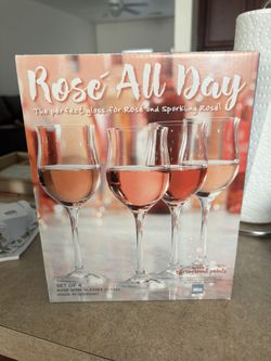 Set Of 4 Wine Glasses