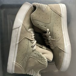 Cream And White Supras