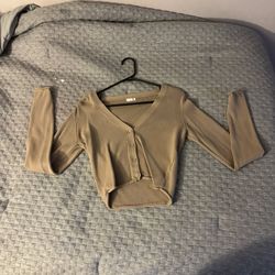 Tan and brown cardigan #cardigan #garage