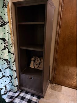 Bookshelf