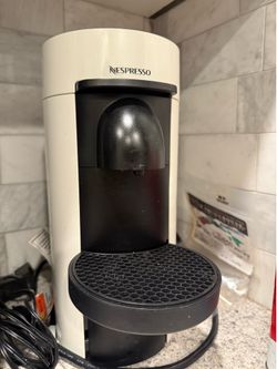 Nespresso vertuo (3year old)