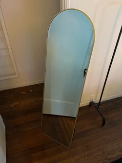 Full-Length Arch Mirror with Gold Frame
