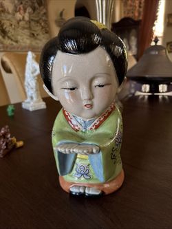 Oversized Geisha Statue with Hands Held, Open-Palms Up - 12.5" High by 5" Wide